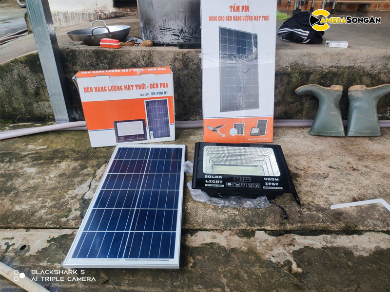 lap-dat-den-nang-luong-mat-troi-cho-anh-loc-tai-dai-lao-bao-loc-lam-dong-1-camerasongan